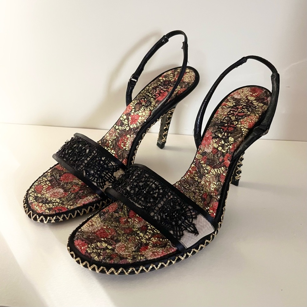 Badgley Mischka embroidered Slingback heels